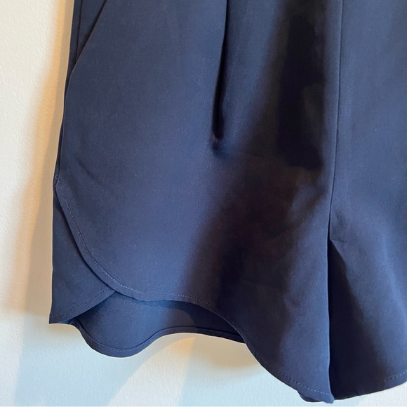 Milly Navy Blue Italian Cady Petal Shorts | 00 - Picture 3 of 6